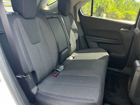 Used 2017 Chevrolet Equinox LS image 22