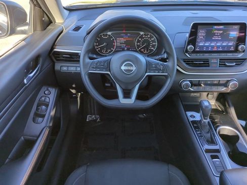 Certified 2024 Nissan Altima 2.5 SV image 15