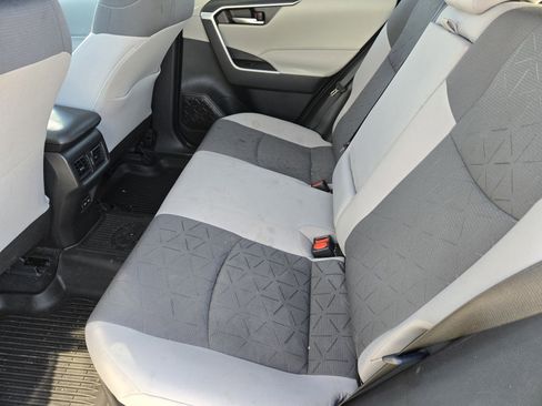 Used 2024 Toyota RAV4 XLE image 9