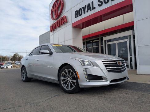 Used 2018 Cadillac CTS Luxury image 1