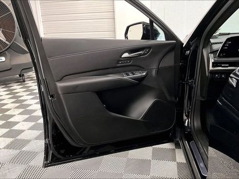 Used 2024 Cadillac XT4 Sport w/ LPO, Floor Liner Package AWD/4WD image 20