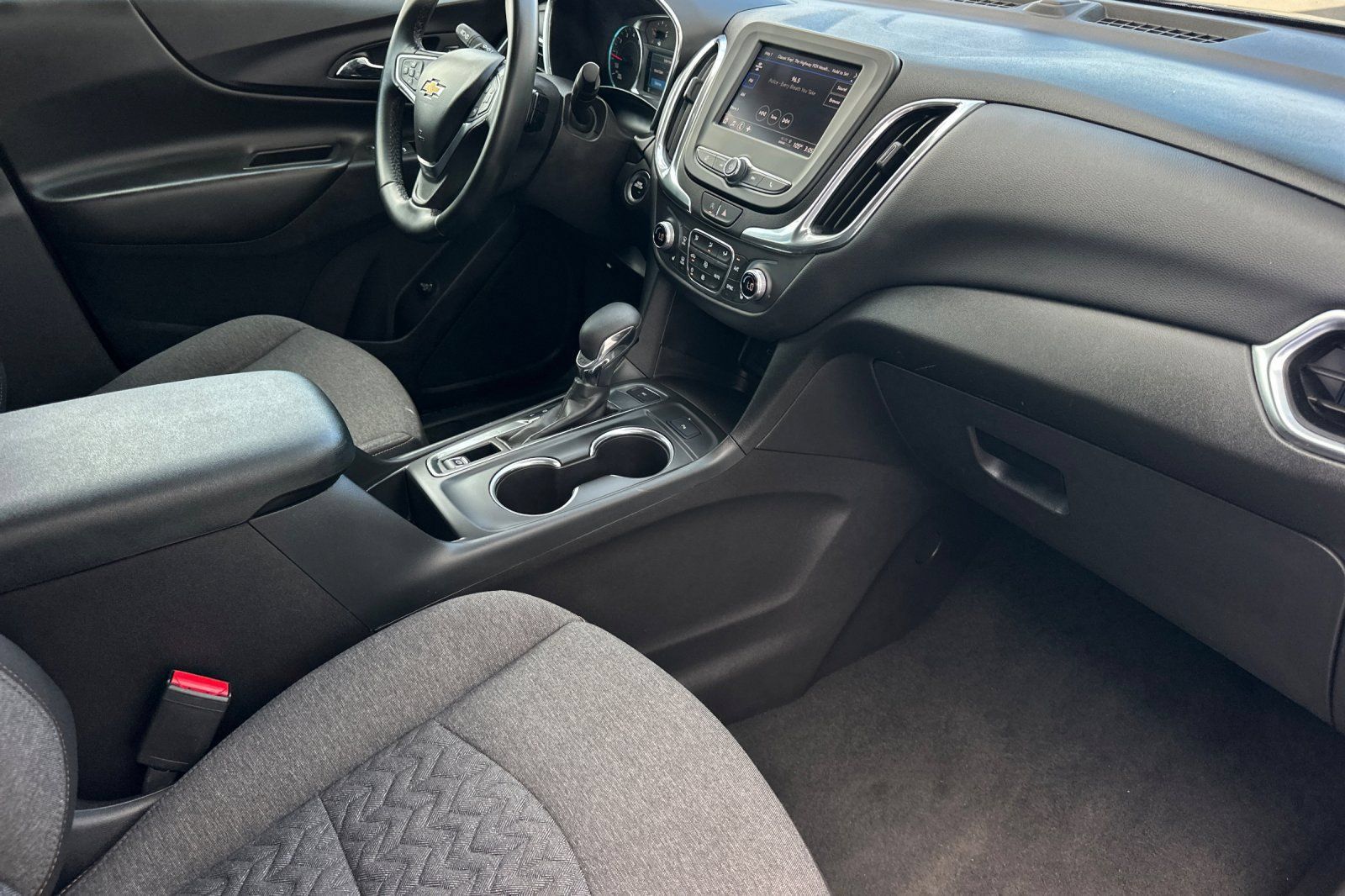 Used 2024 Chevrolet Equinox LT AWD/4WD image 20