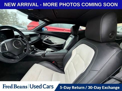 Used 2016 Chevrolet Camaro LT image 13