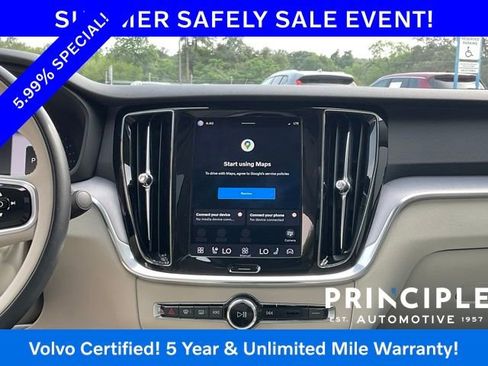 Certified 2025 Volvo S60 B5 Core AWD/4WD image 21