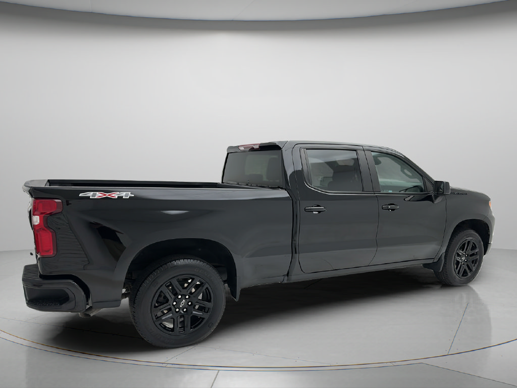 Used 2024 Chevrolet Silverado 1500 RST w/ Protection Package AWD/4WD image 4