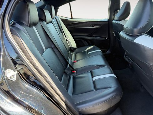 Used 2025 Toyota Camry SE FWD image 18