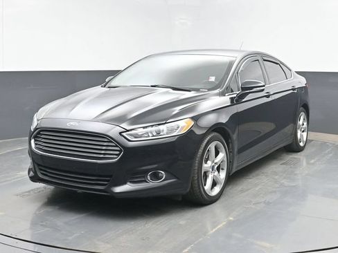Used 2016 Ford Fusion SE w/ Equipment Group 201A FWD image 10