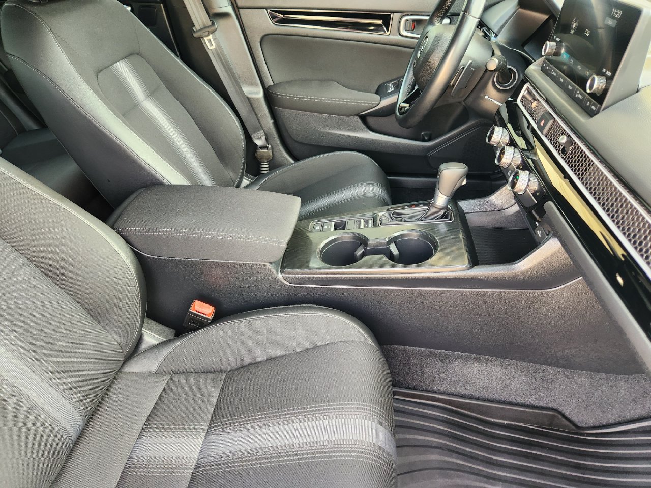 Used 2025 Honda Civic Sport image 13