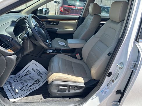 Used 2022 Honda CR-V Touring image 9