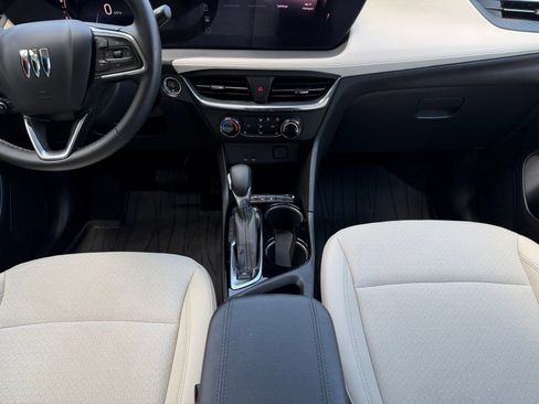 Used 2024 Buick Encore GX Preferred w/ Comfort Package FWD image 19