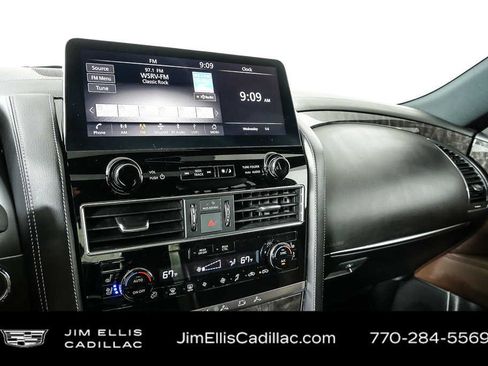 Used 2022 Nissan Armada Platinum w/ Captain's Chairs Package RWD image 12