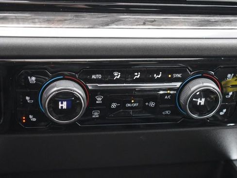 Certified 2023 Chevrolet Silverado 1500 LTZ image 35