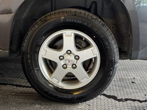 Used 2008 Pontiac Torrent 2WD image 8