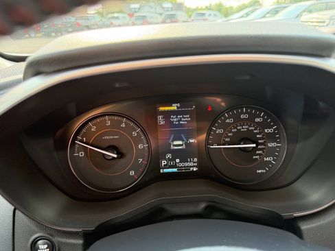 Used 2020 Subaru Crosstrek 2.0i Premium AWD/4WD image 21