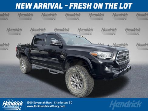 Used 2016 Toyota Tacoma TRD Sport w/ Towing Package image 1