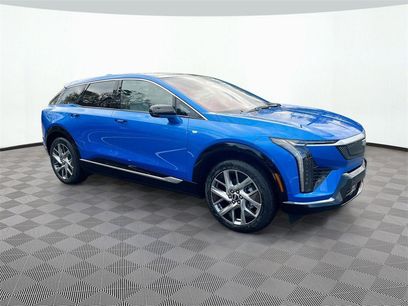 New 2026 Cadillac Optiq Luxury 1