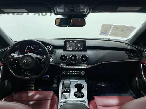 Used 2020 Kia Stinger GT2 AWD/4WD image 19