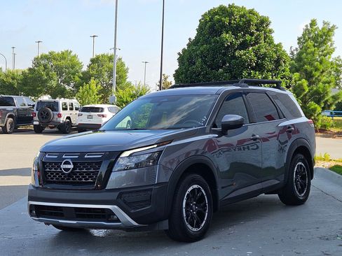 Used 2023 Nissan Pathfinder Rock Creek AWD/4WD image 3