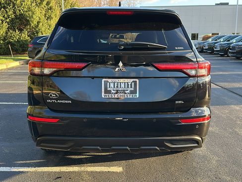 Used 2022 Mitsubishi Outlander SEL image 6