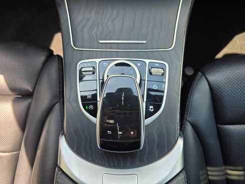 Used 2019 Mercedes-Benz GLC 300 4MATIC Coupe image 24