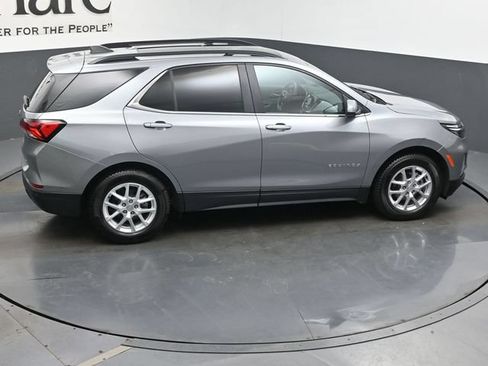 Used 2023 Chevrolet Equinox LT FWD image 40