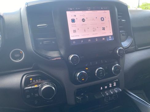 Used 2023 RAM 1500 Big Horn AWD/4WD image 30