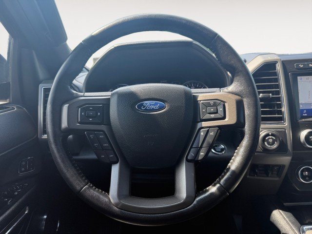 Used 2020 Ford Expedition Max XLT w/ Equipment Group 202A AWD/4WD image 8
