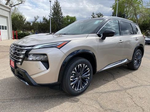 New 2026 Nissan Rogue Platinum image 1