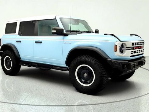 Used 2023 Ford Bronco Heritage Edition AWD/4WD image 3