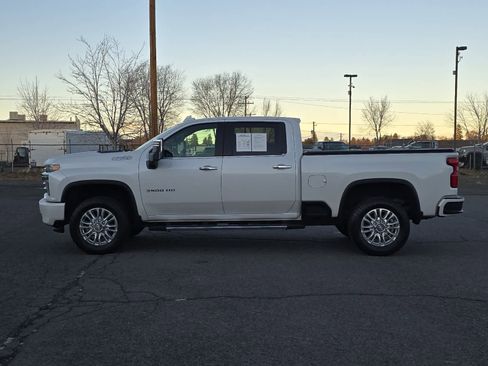 Used 2021 Chevrolet Silverado 3500 High Country w/ Z71 Off-Road Package image 5