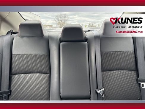 Used 2025 Nissan Altima 2.5 SR image 32