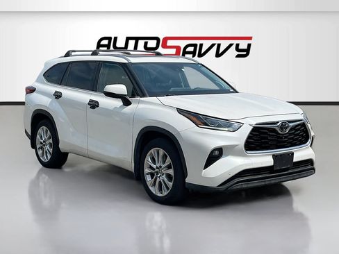 Used 2020 Toyota Highlander Limited AWD/4WD image 1