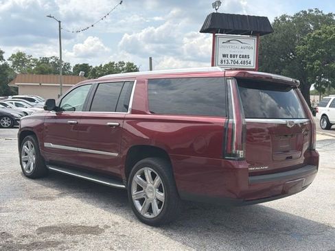 Used 2018 Cadillac Escalade ESV Luxury RWD image 7