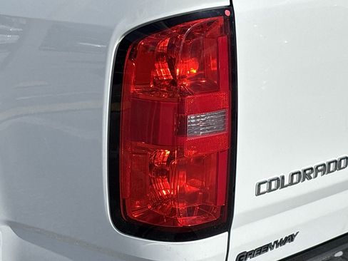 Used 2016 Chevrolet Colorado W/T w/ WT Convenience Package image 7