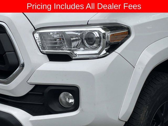 Used 2023 Toyota Tacoma SR5 RWD image 2