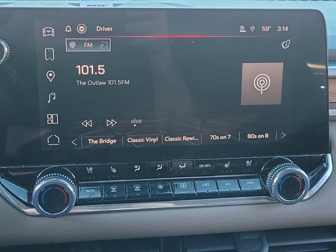 Certified 2024 GMC Canyon Denali image 25