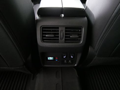 Used 2023 Nissan Rogue SL AWD/4WD image 19