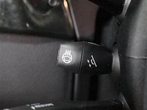 Used 2017 Mercedes-Benz GLS 550 4MATIC image 36