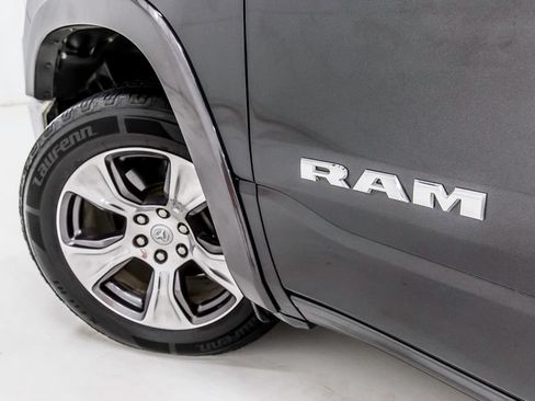 Used 2019 RAM 1500 Laramie RWD image 13