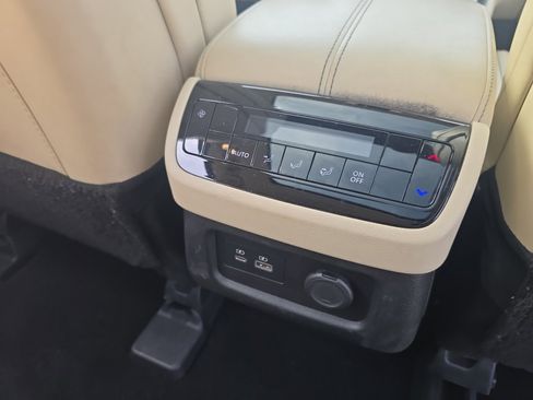 Used 2023 INFINITI QX60 Luxe w/ Vision Package image 14