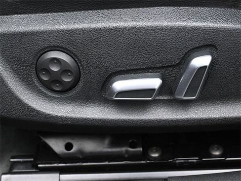 Used 2017 Audi A6 2.0T Premium Plus w/ Premium Plus Package image 10