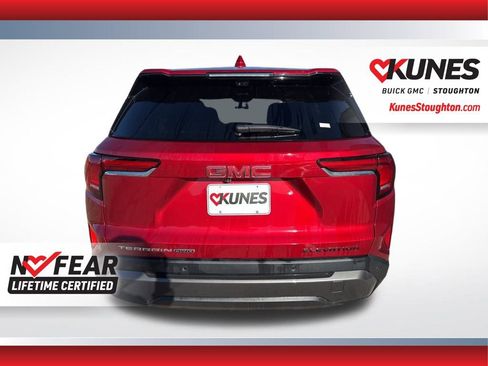 Used 2026 GMC Terrain Elevation w/ Technology Package II image 11