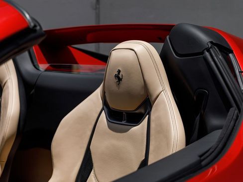 Used 2023 Ferrari 296 GTS RWD image 44
