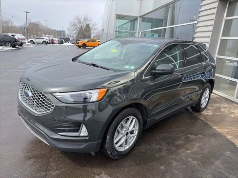 Used 2023 Ford Edge SEL w/ Convenience Package image 2