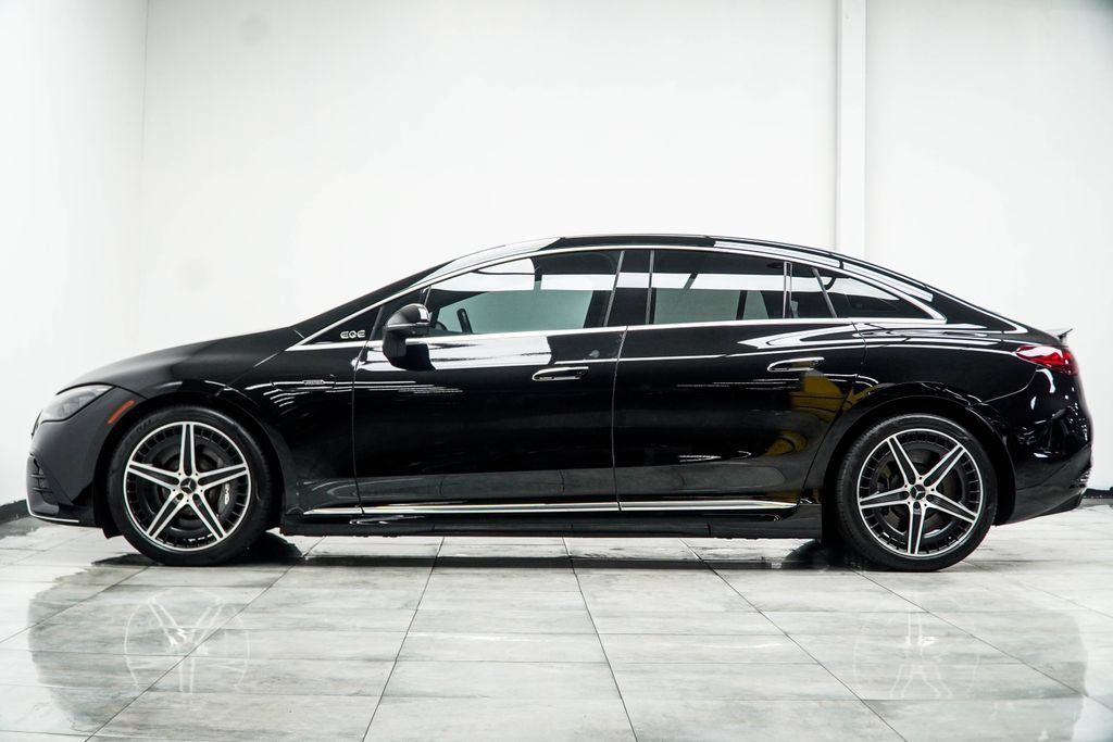 Used 2023 Mercedes-Benz EQE AMG 4MATIC Sedan image 16
