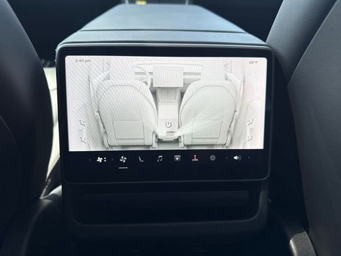 Used 2026 Tesla Model Y 2WD image 14