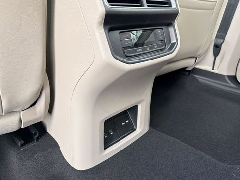 New 2026 Volkswagen Atlas SE image 20