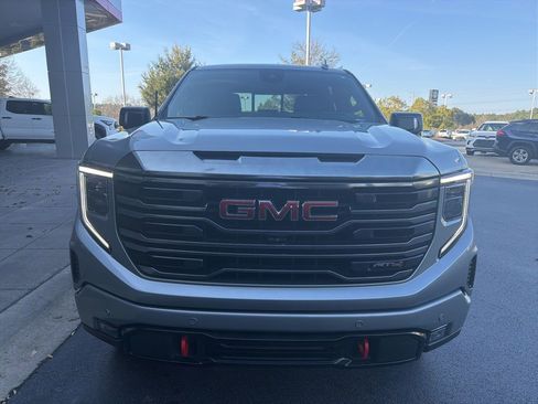 Used 2023 GMC Sierra 1500 AT4 w/ AT4 Premium Package image 2