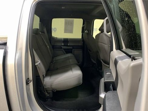 Used 2019 Ford F150 XLT w/ Trailer Tow Package image 14