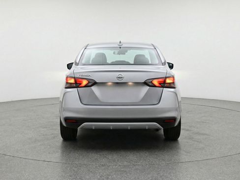 Used 2025 Nissan Versa SV image 7